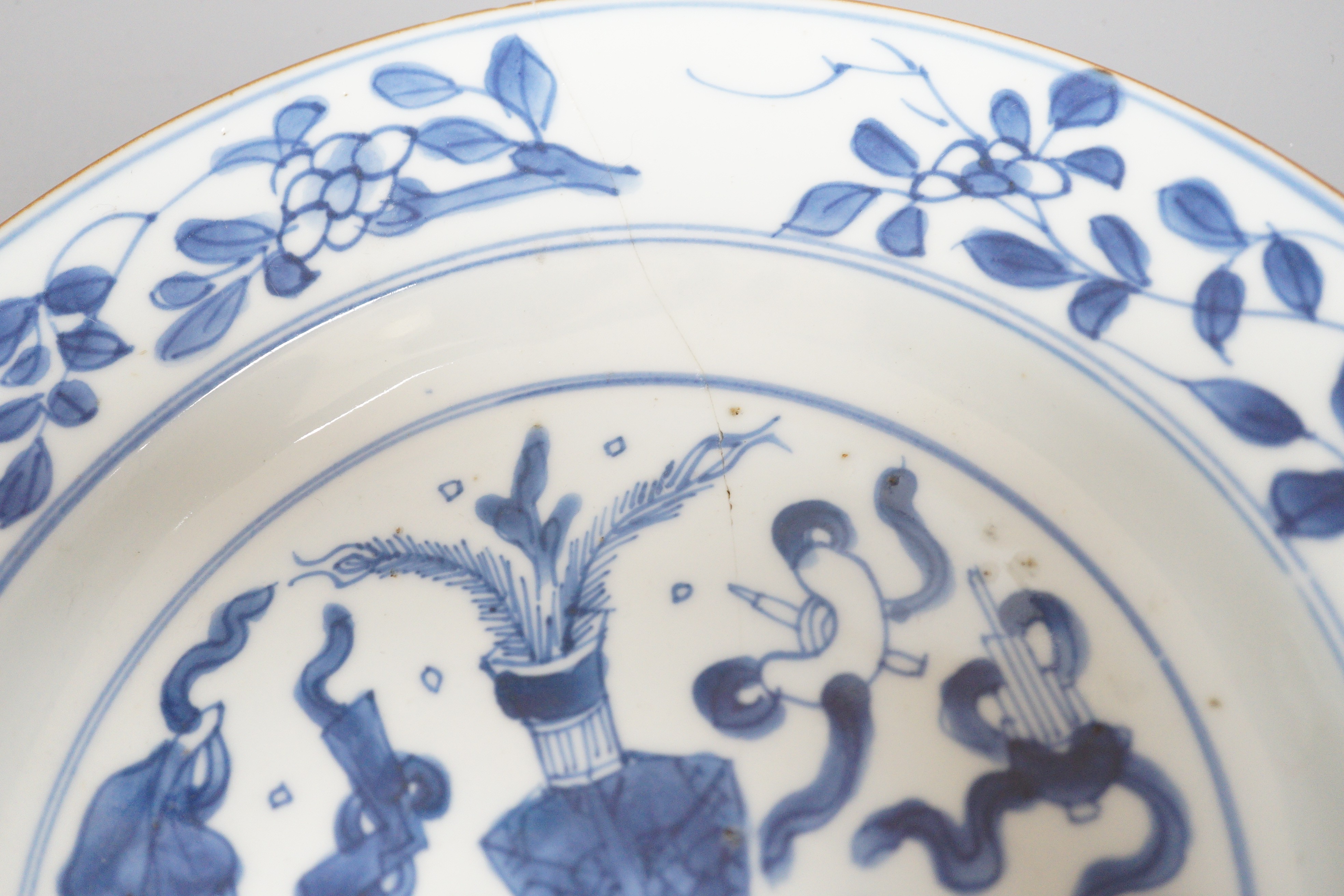 An 18th century Chinese blue and white dish together with other Chinese ceramics, dish diameter 22cm